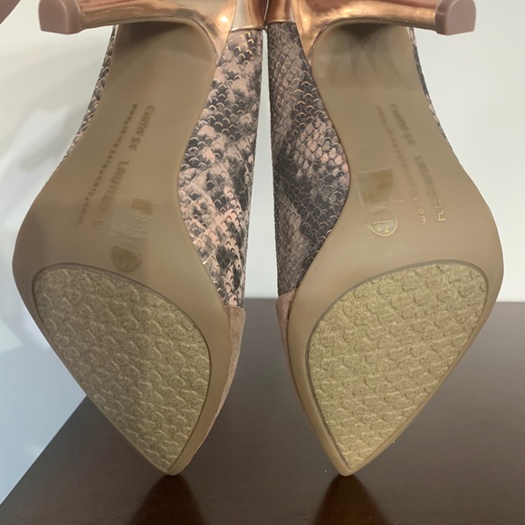 Heels - Picture 2 of 6